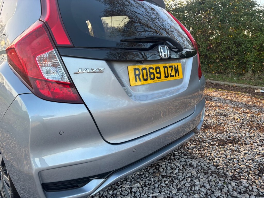 Used Honda Jazz 2019 for sale - 77990654: Photo 12