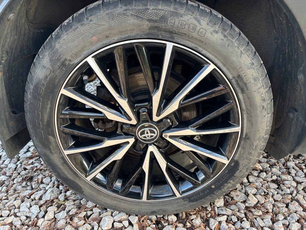 Used Toyota C-HR 2019 for sale - 76784231: Photo 24