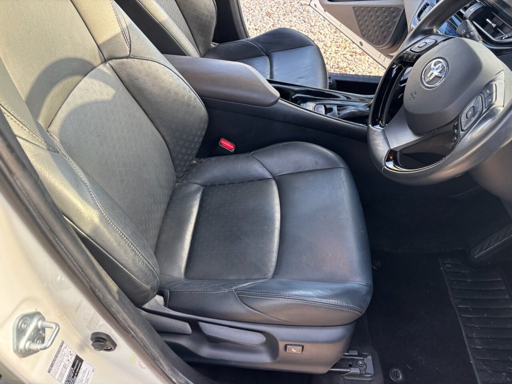 Used Toyota C-HR 2019 for sale - 76784231: Photo 26
