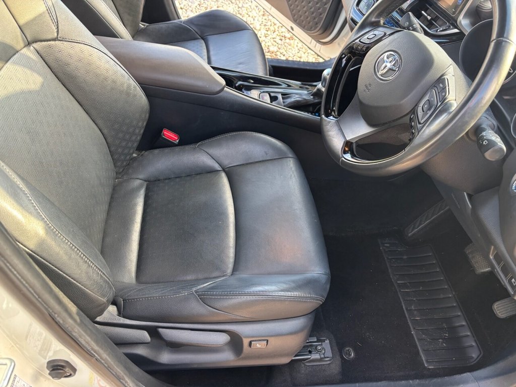 Used Toyota C-HR 2019 for sale - 76784231: Photo 27