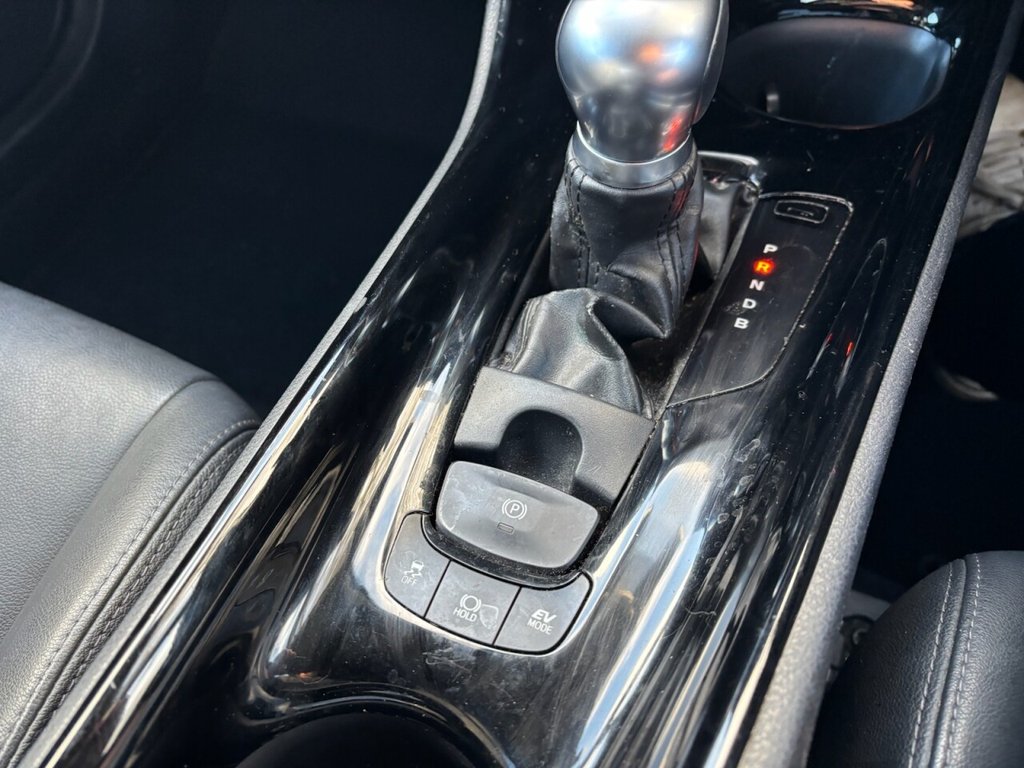 Used Toyota C-HR 2019 for sale - 76784231: Photo 34