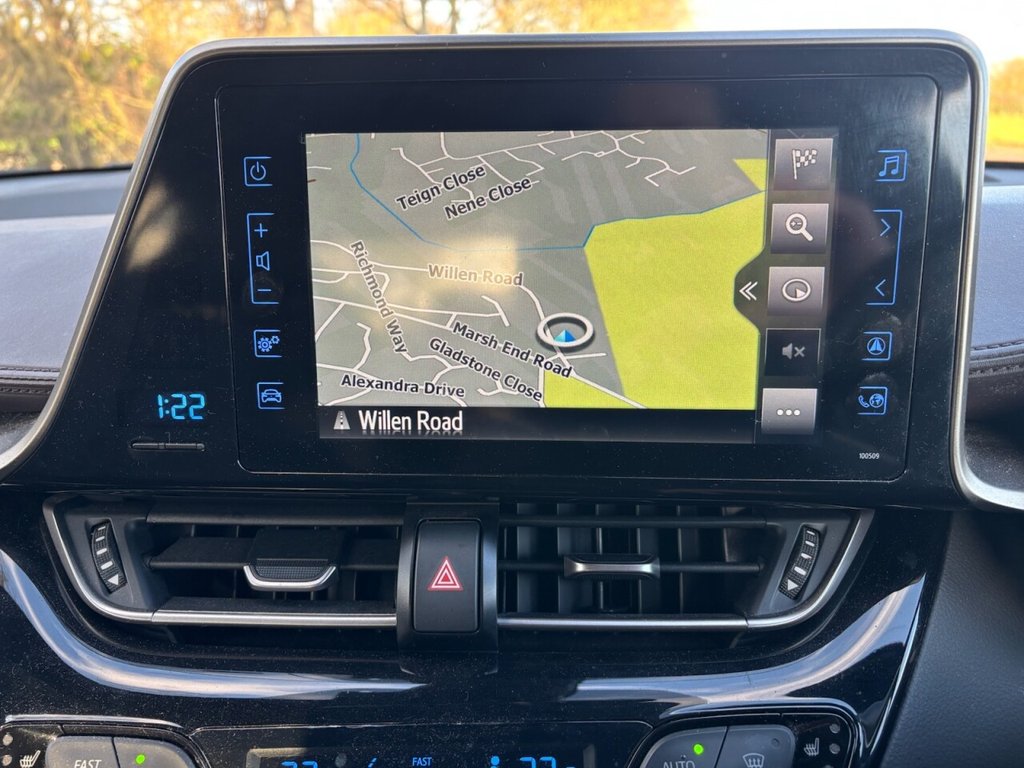 Used Toyota C-HR 2019 for sale - 76784231: Photo 42