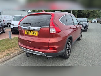 Used Honda CR-V 2017 for sale - 79523173: Photo