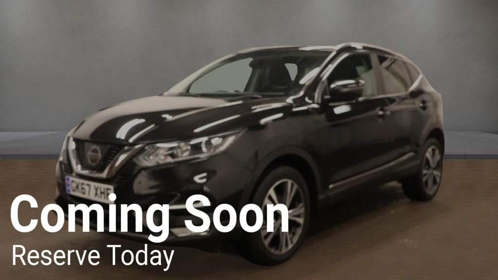 Used Nissan Qashqai 2017 for sale - 76883701: Photo 2