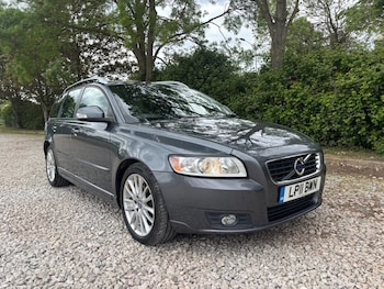 Used Volvo V50 2011 for sale - 78569869: Photo
