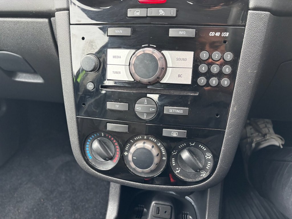 Used Vauxhall Corsa 2014 for sale - 77171622: Photo 41