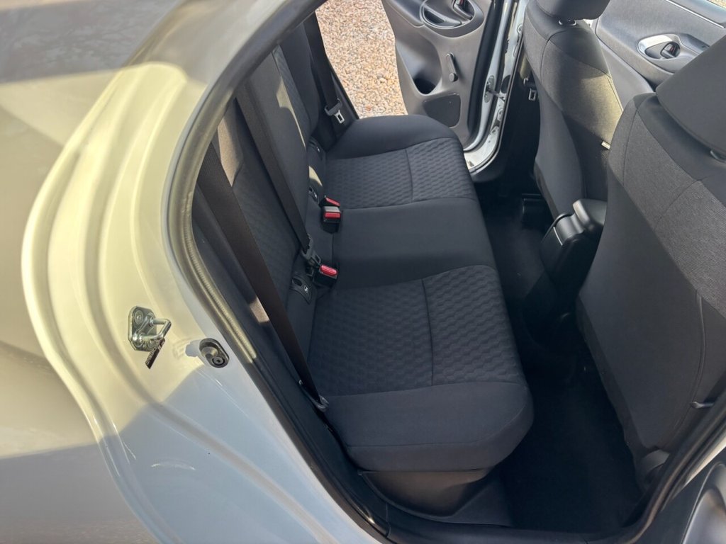 Used Toyota Yaris 2021 for sale - 76783615: Photo 27