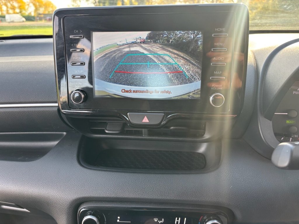 Used Toyota Yaris 2021 for sale - 76783615: Photo 33