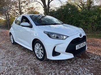 Used Toyota Yaris 2021 for sale - 76783615: Photo