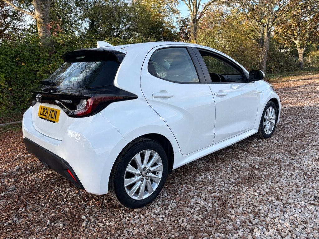 Used Toyota Yaris 2021 for sale - 76783615: Photo 4