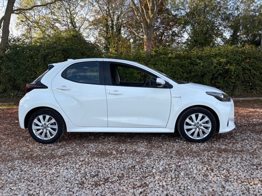 Used Toyota Yaris 2021 for sale - 76783615: Photo 5