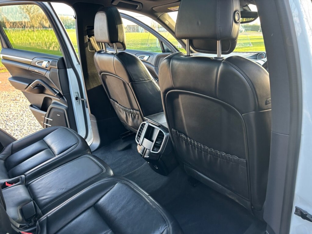 Used Porsche Cayenne 2018 for sale - 77133723: Photo 38