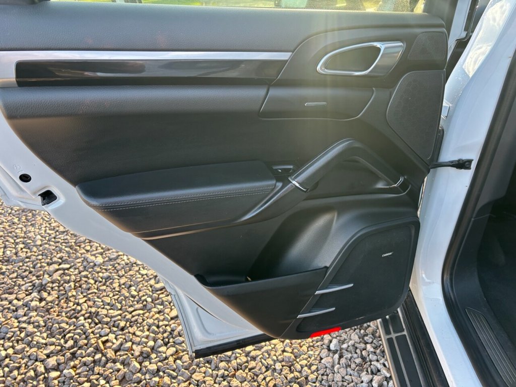 Used Porsche Cayenne 2018 for sale - 77133723: Photo 40