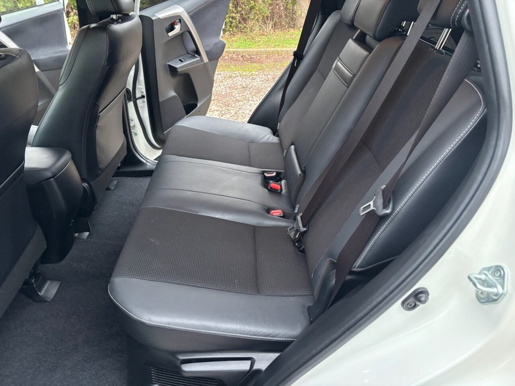 Used Toyota RAV4 2018 for sale - 77250731: Photo 32