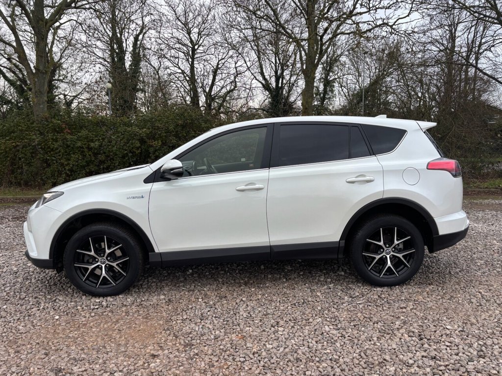 Used Toyota RAV4 2018 for sale - 77250731: Photo 8