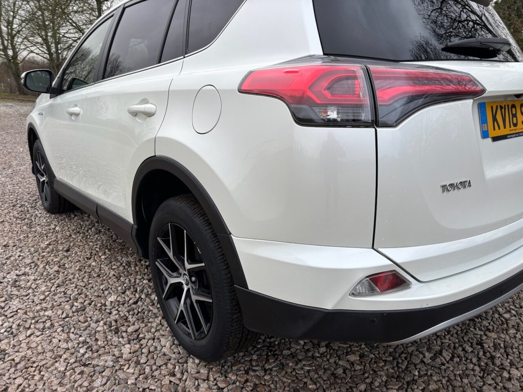 Used Toyota RAV4 2018 for sale - 77250731: Photo 9