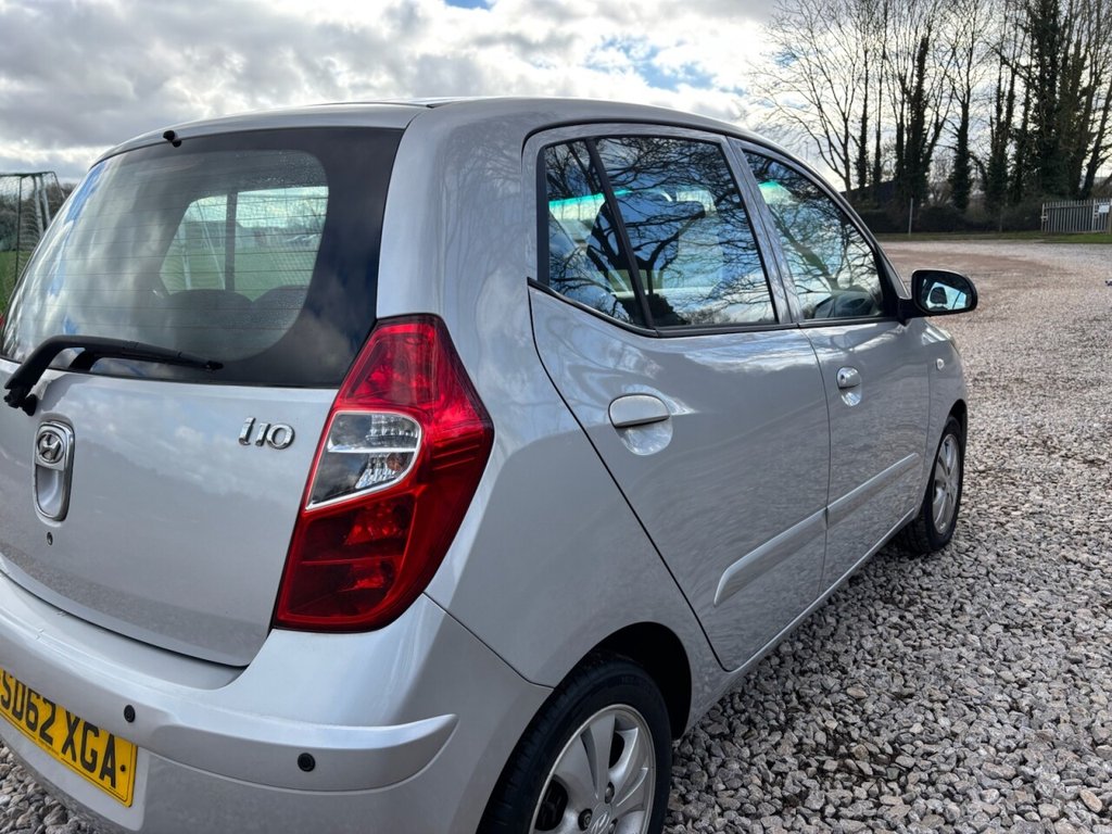Used Hyundai i10 2012 for sale - 77642877: Photo 16