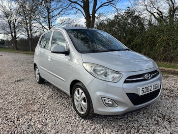 Used Hyundai i10 2012 for sale - 77642877: Photo