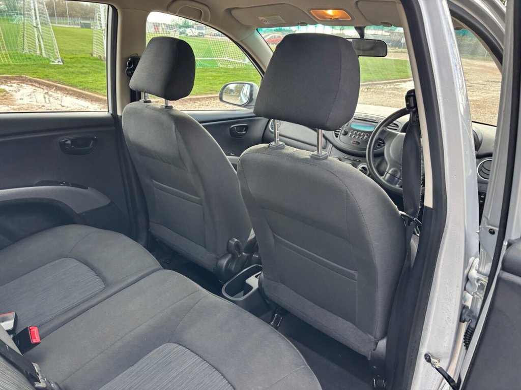 Used Hyundai i10 2012 for sale - 77642877: Photo 26