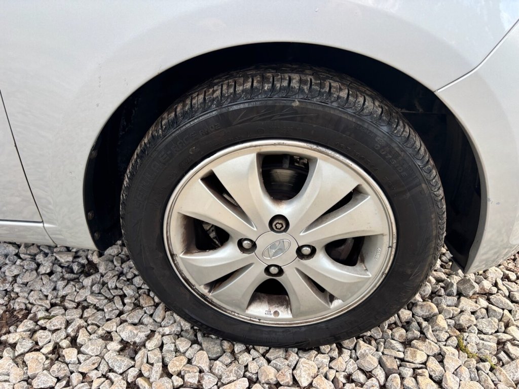 Used Hyundai i10 2012 for sale - 77642877: Photo 37