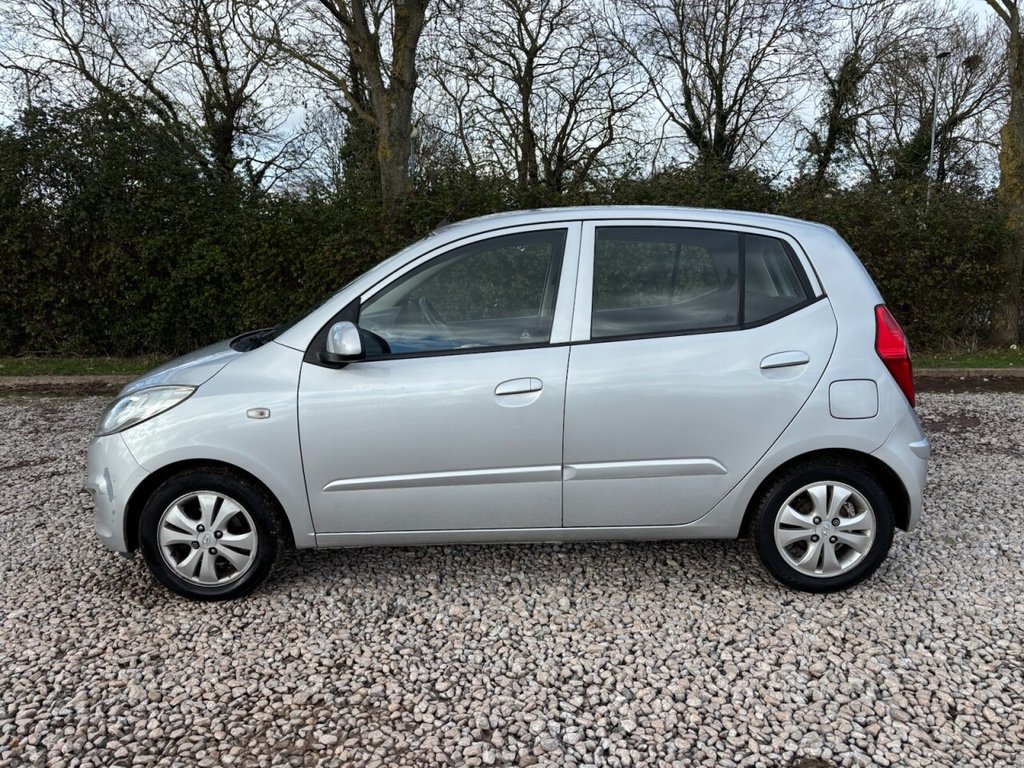 Used Hyundai i10 2012 for sale - 77642877: Photo 6