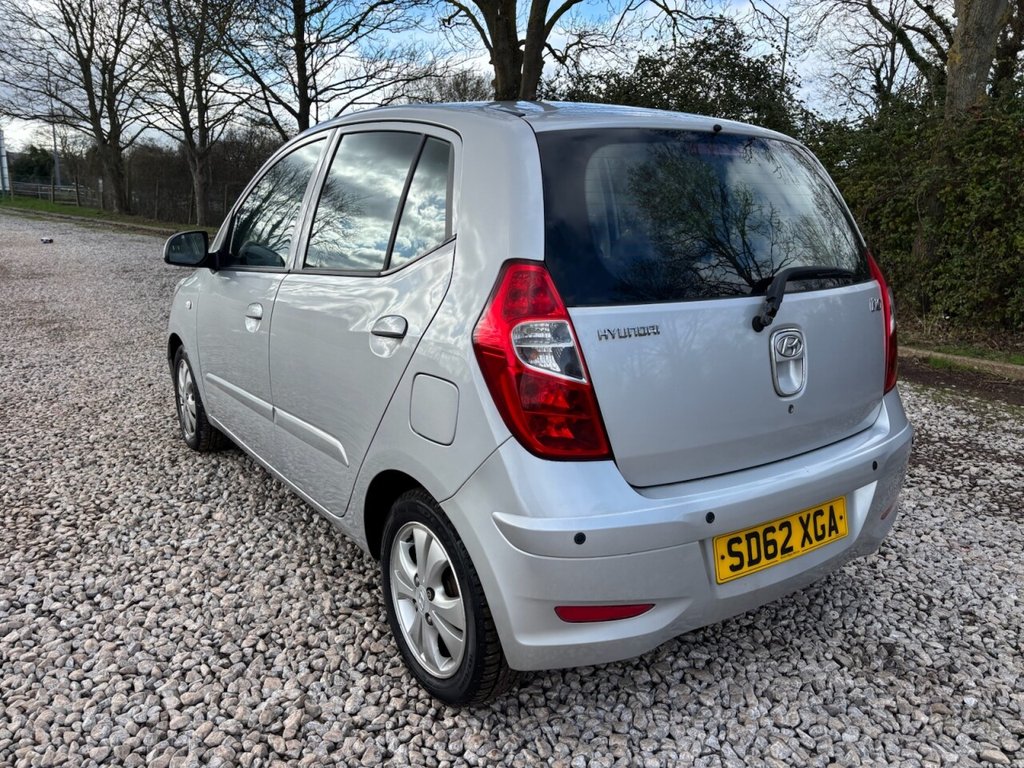 Used Hyundai i10 2012 for sale - 77642877: Photo 7