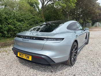 Used Porsche Taycan 2023 for sale - 79032404: Photo