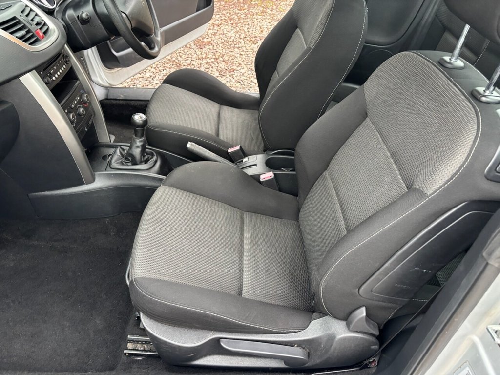 Used Peugeot 207 2010 for sale - 77275847: Photo 38