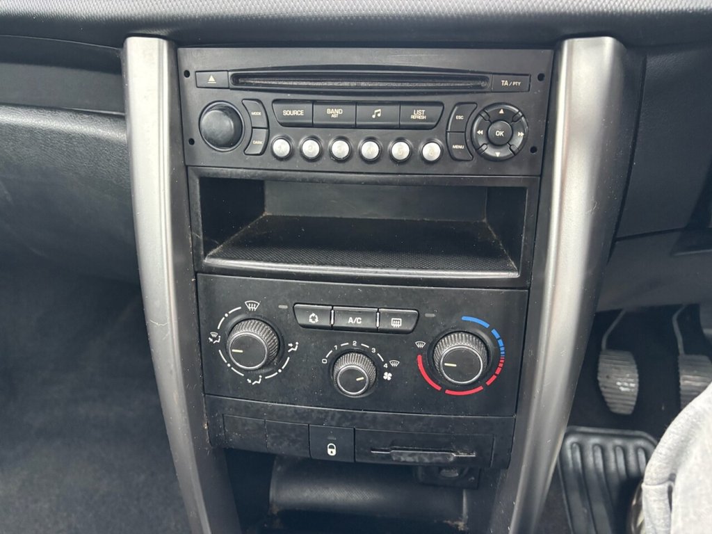 Used Peugeot 207 2010 for sale - 77275847: Photo 43