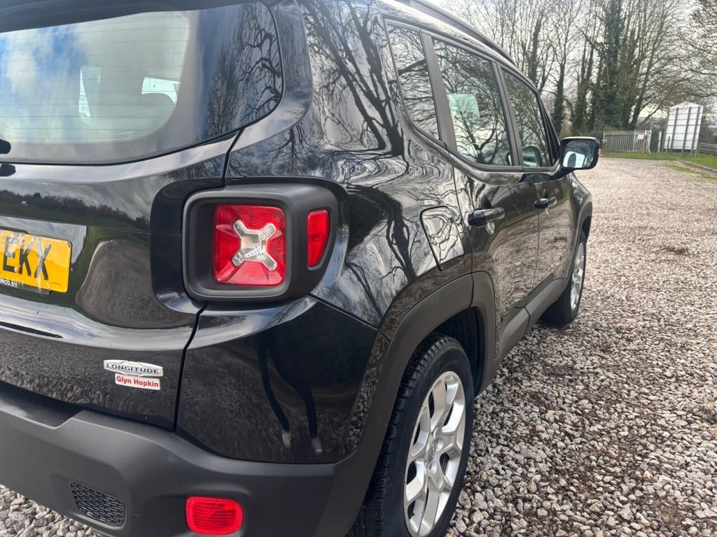 Used Jeep Renegade 2015 for sale - 77451975: Photo 8