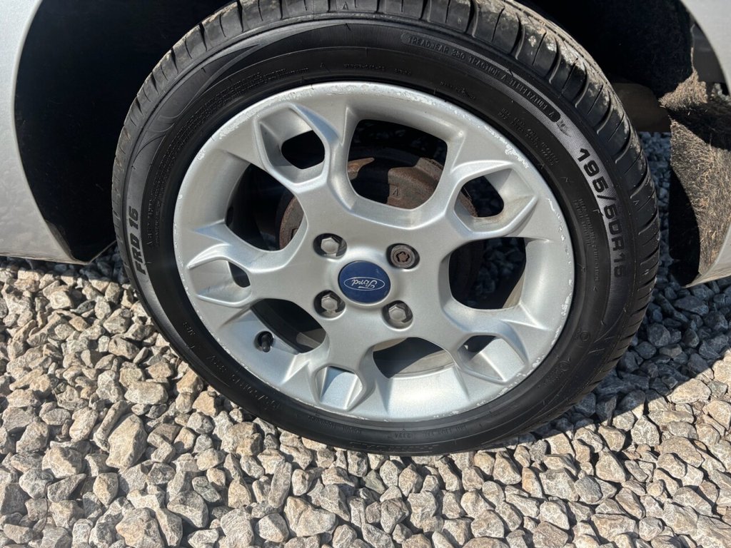 Used Ford Fiesta 2011 for sale - 77667145: Photo 29