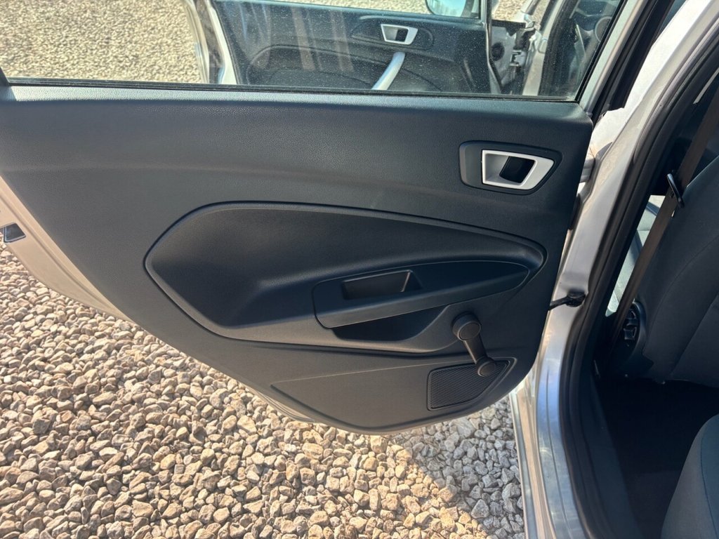 Used Ford Fiesta 2011 for sale - 77667145: Photo 32