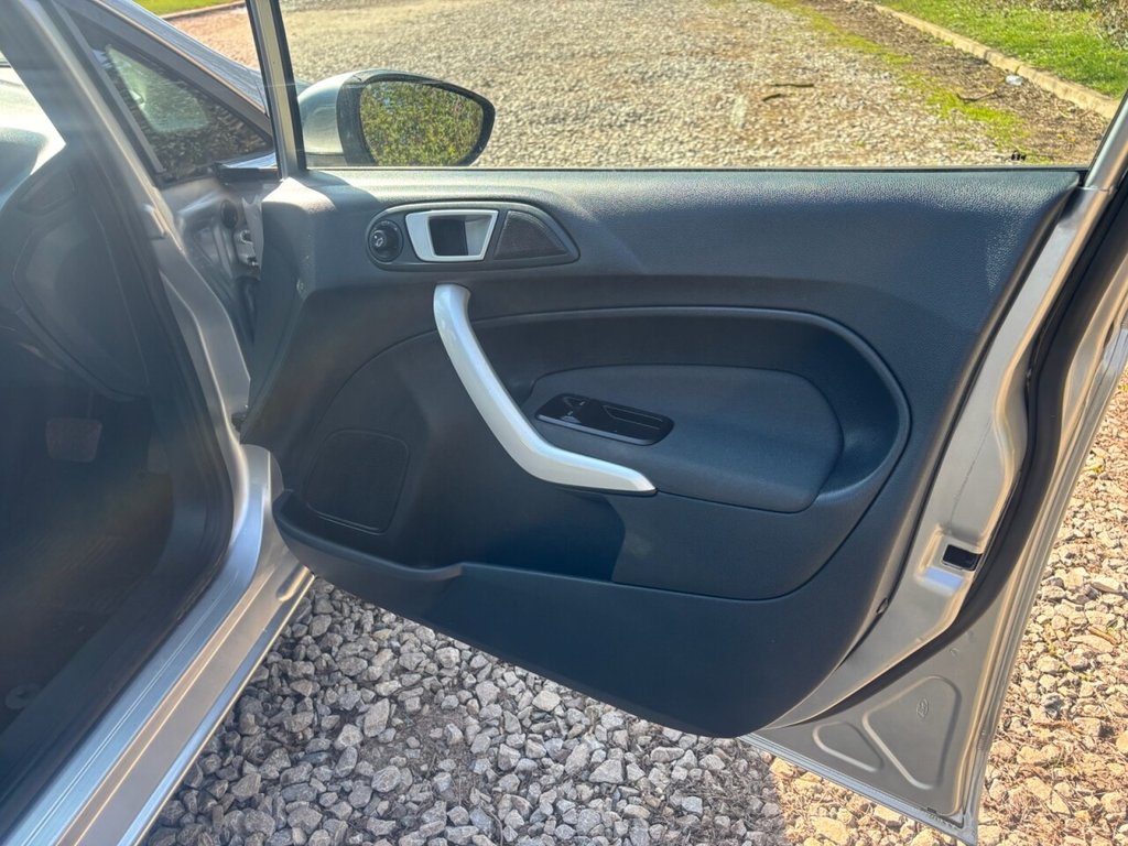 Used Ford Fiesta 2011 for sale - 77667145: Photo 33