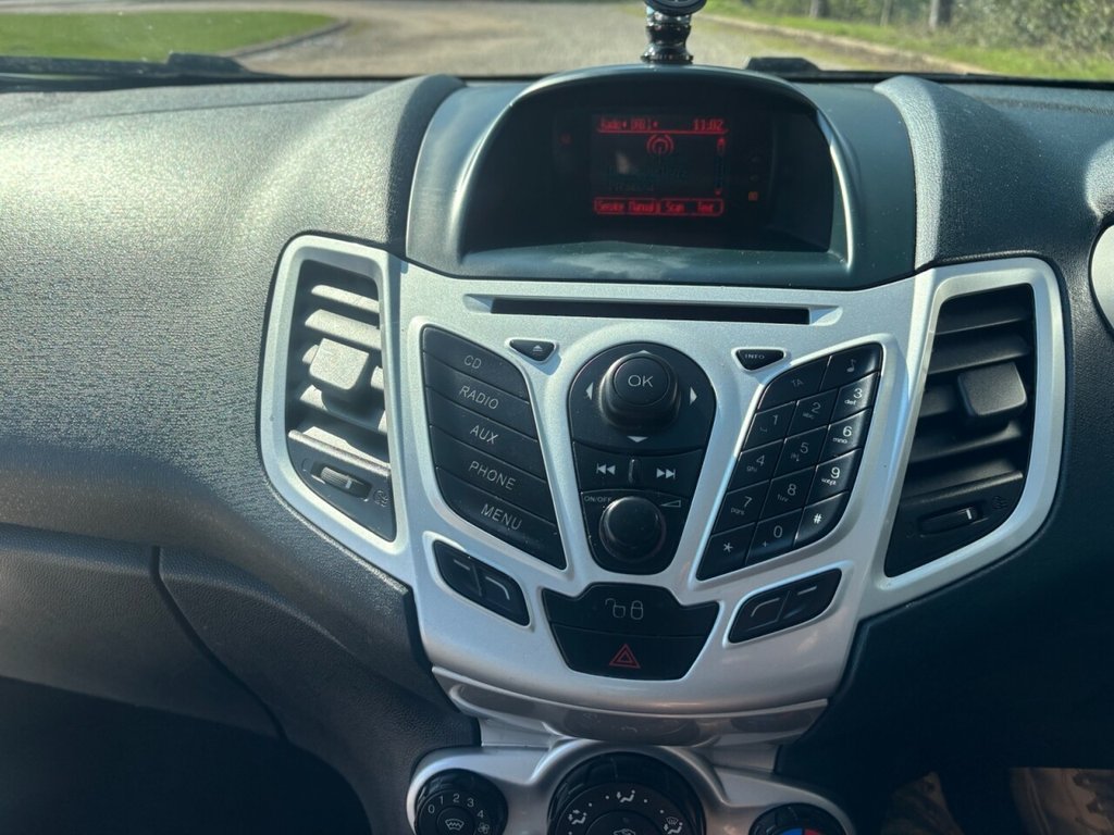 Used Ford Fiesta 2011 for sale - 77667145: Photo 42