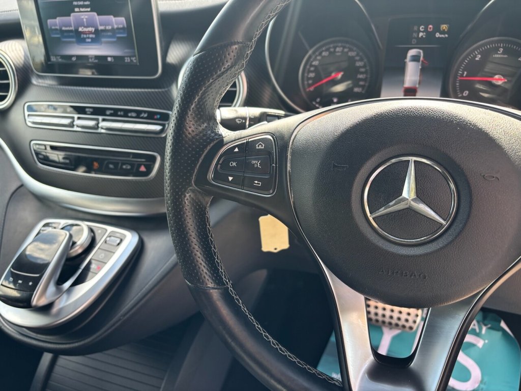 Used Mercedes-Benz V-Class 2018 for sale - 78124017: Photo 35