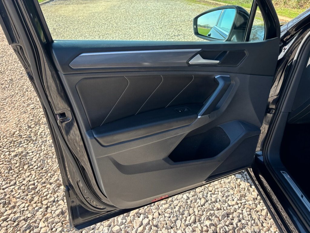 Used Volkswagen Tiguan 2018 for sale - 77936720: Photo 42