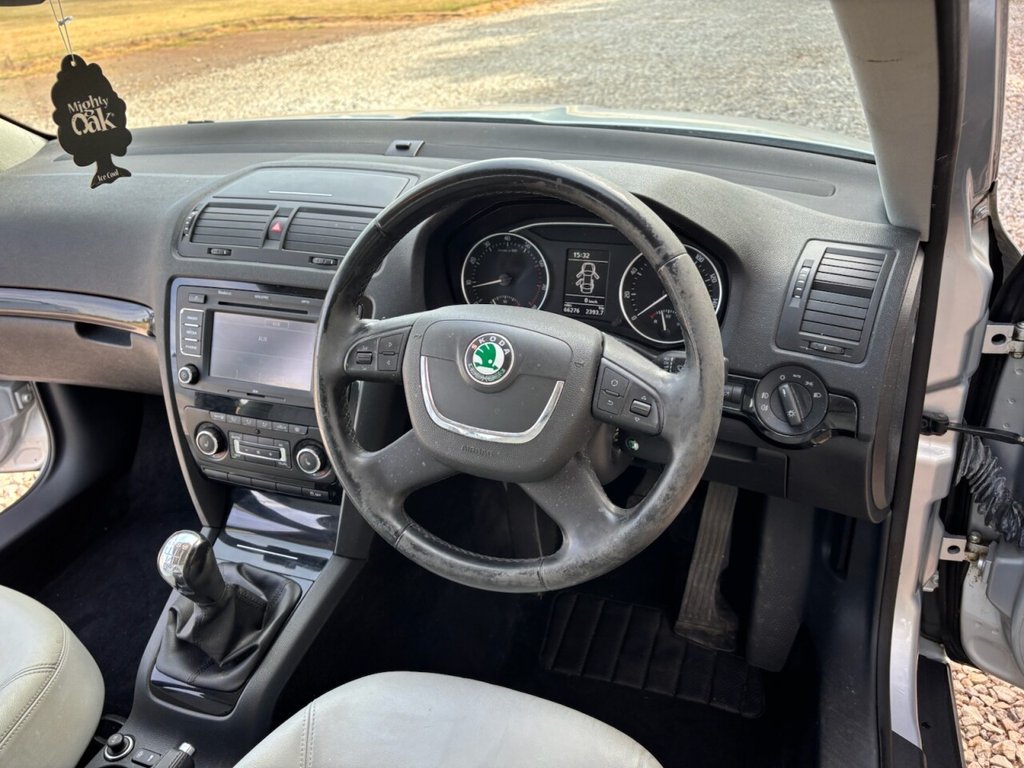 Used Skoda Octavia 2010 for sale - 76783447: Photo 33