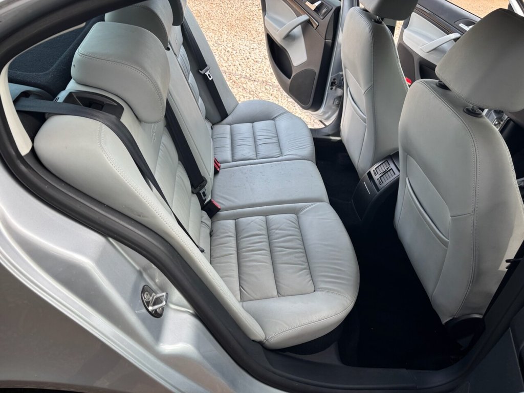 Used Skoda Octavia 2010 for sale - 76783447: Photo 38