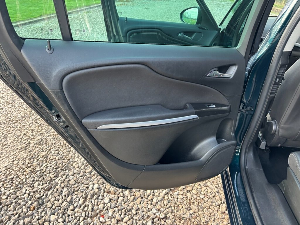Used Vauxhall Zafira Tourer 2017 for sale - 77451957: Photo 31