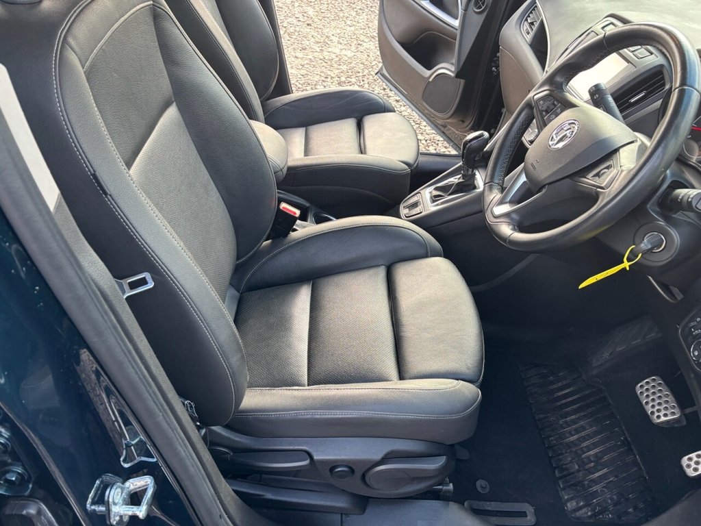 Used Vauxhall Zafira Tourer 2017 for sale - 77451957: Photo 40