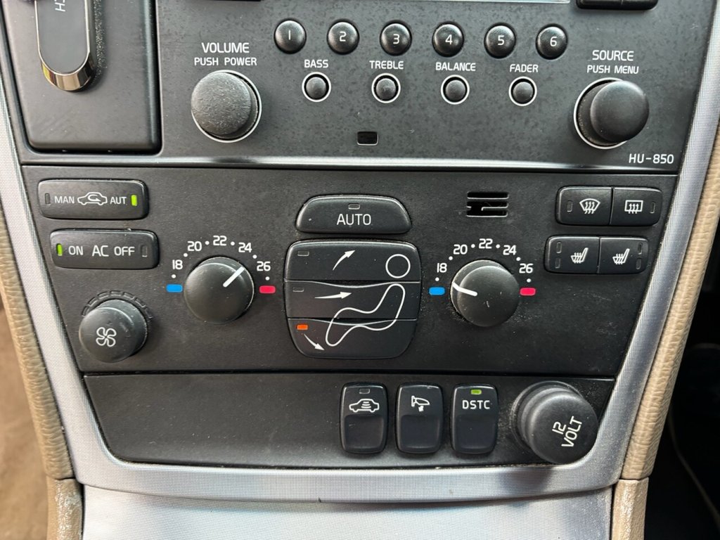 Used Volvo V70 2005 for sale - 77703560: Photo 15