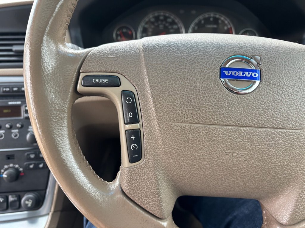 Used Volvo V70 2005 for sale - 77703560: Photo 16