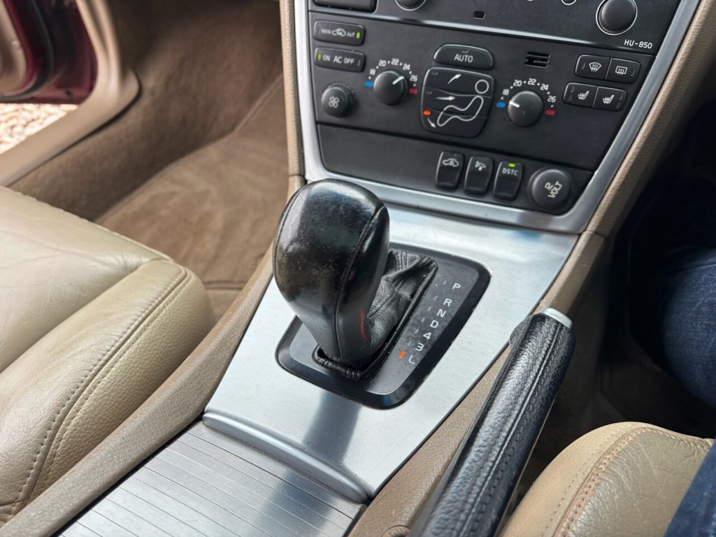 Used Volvo V70 2005 for sale - 77703560: Photo 17