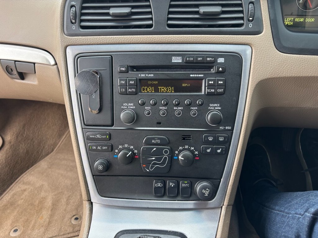 Used Volvo V70 2005 for sale - 77703560: Photo 19