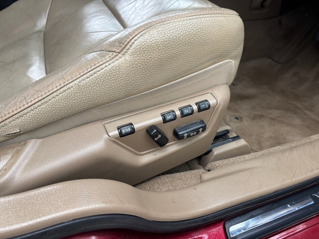 Used Volvo V70 2005 for sale - 77703560: Photo 35