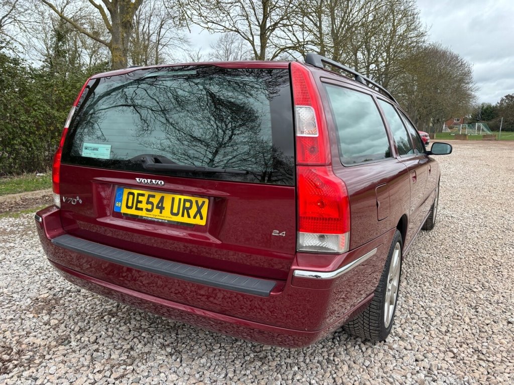 Used Volvo V70 2005 for sale - 77703560: Photo 5