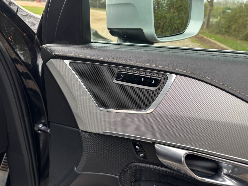 Used Volvo XC90 2018 for sale - 77780477: Photo 41