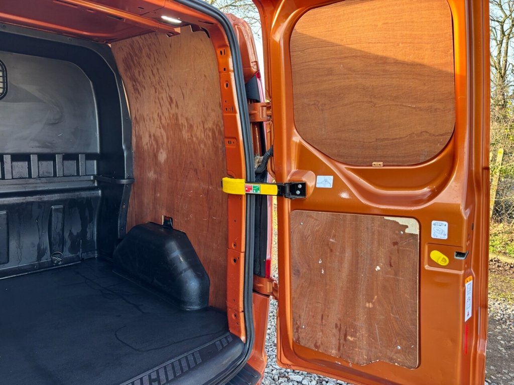 Used Ford Transit Custom 2020 for sale - 77122192: Photo 9