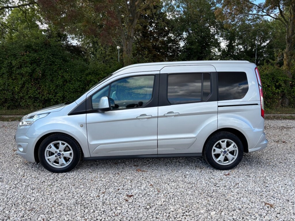 Used Ford Tourneo Connect 2016 for sale - 76783496: Photo 11