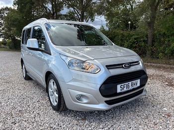 Used Ford Tourneo Connect 2016 for sale - 76783496: Photo